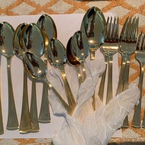 GOLDEN BARCLAY GENEVIVE JAPAN SERVICE FOR 4 FLATWARE SET 24KT GOLD PLATED 20 PC